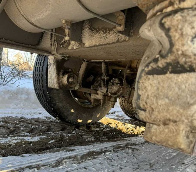 Напівпричіп самоскид Fruehauf DJD TA3 зерновоз 50м3 з Європи