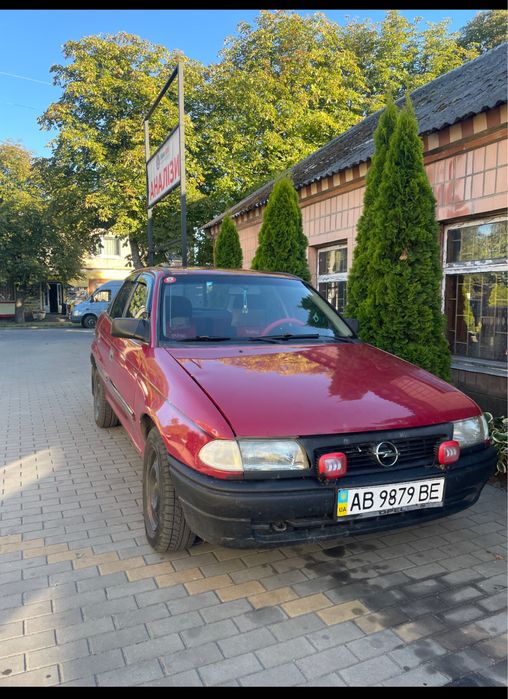 Opel astra в седані