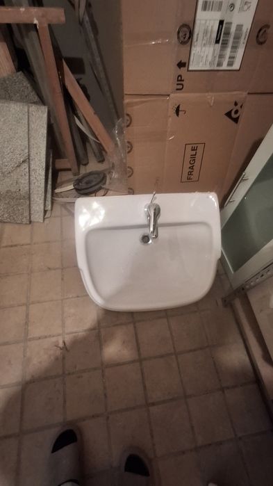 Móvel de casa de banho + lavatório