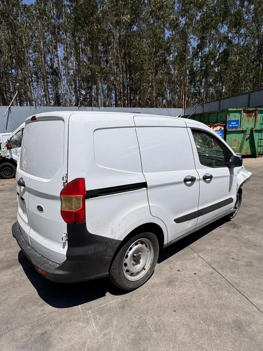 Para peças FORD Transit Courier I