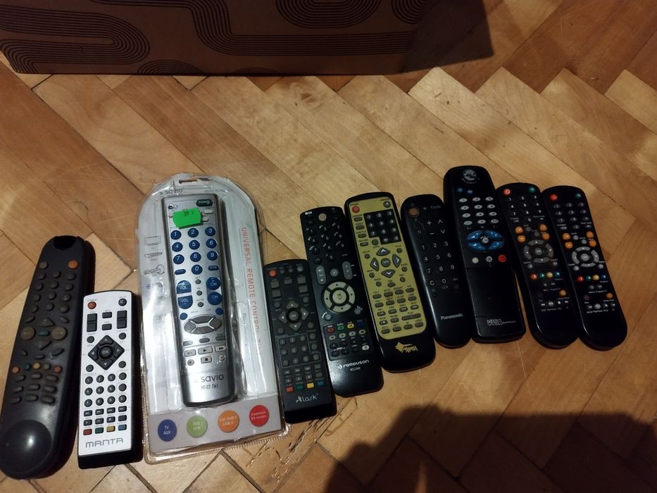 Sprzedam piloty różne