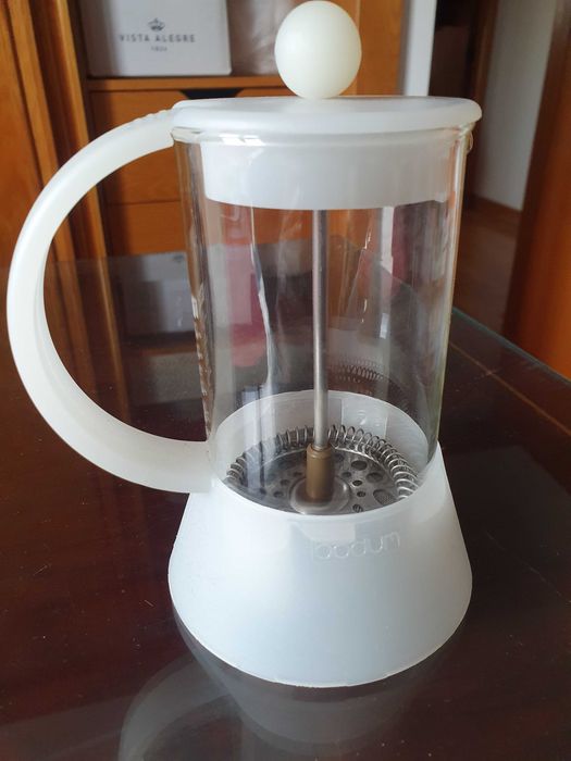 Cafeteira pequena BODUM NOVA