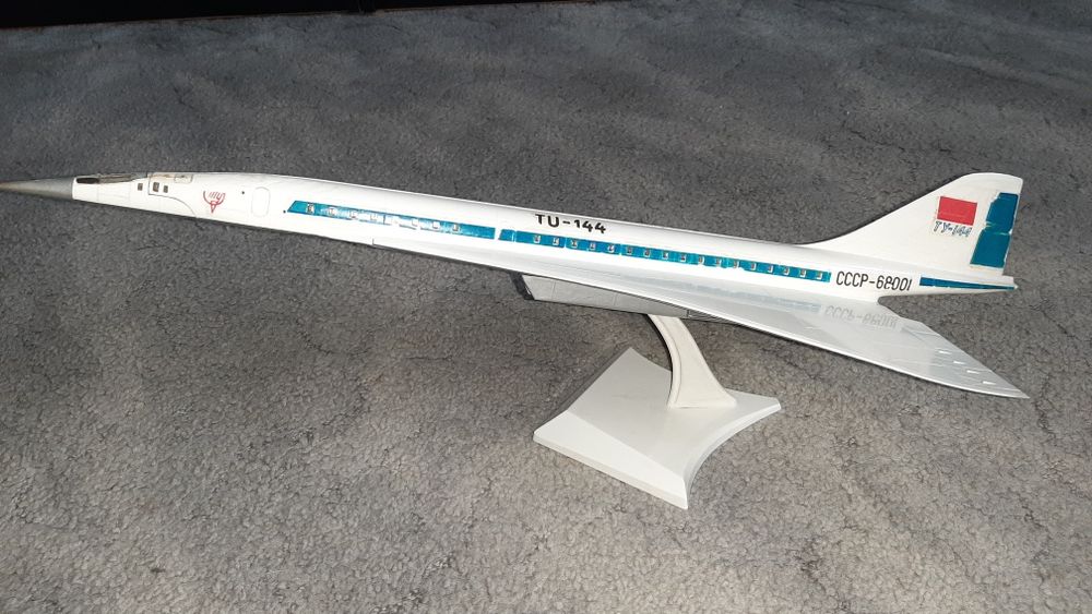 Tupolew model 144