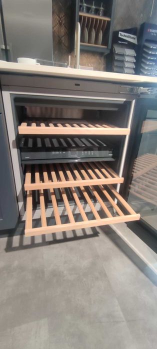 Winiarka Liebherr UWTgb 1682-21