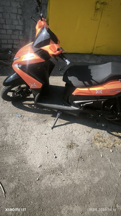 Электроскутер Cruzzer Rocet 2000