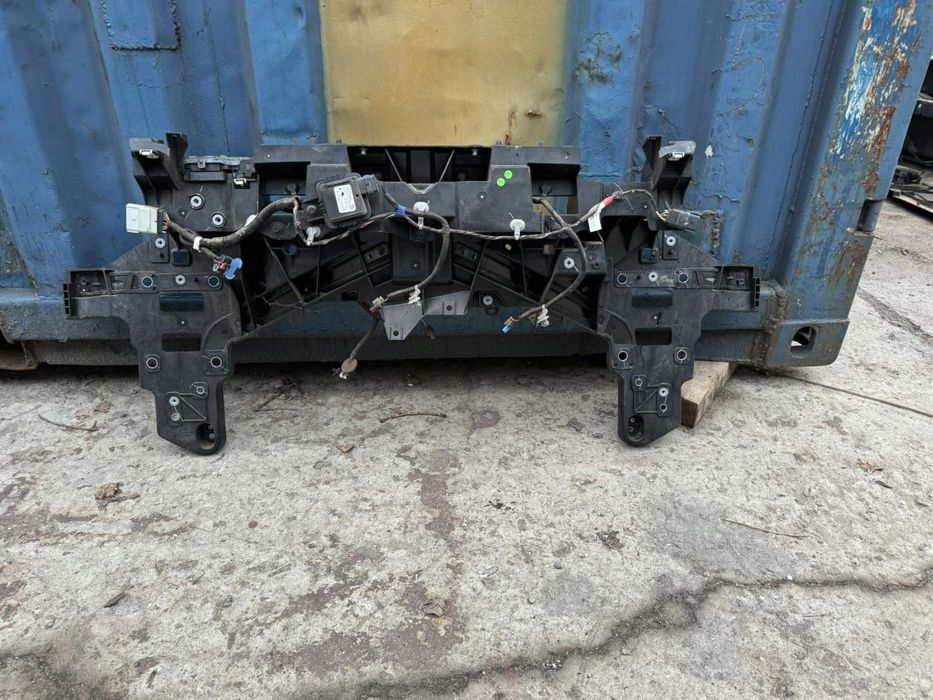 Передня панель телевізор Tesla Mode X plaid 2022++ розбірка