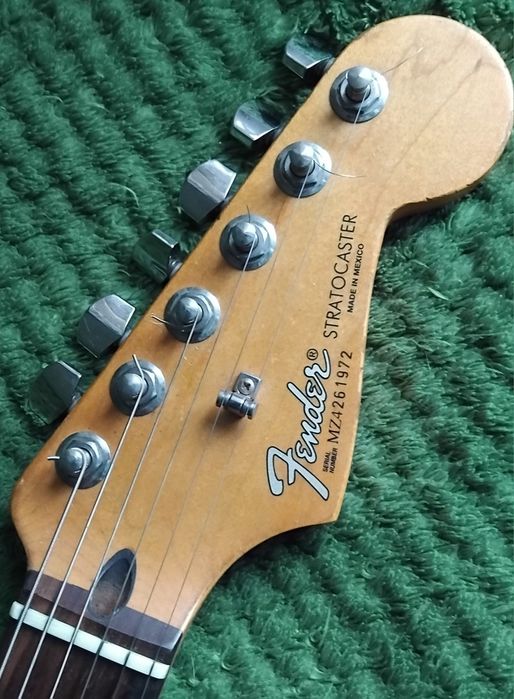 fender stratocaster mexico - Купить музыкальные инструменты - Цена