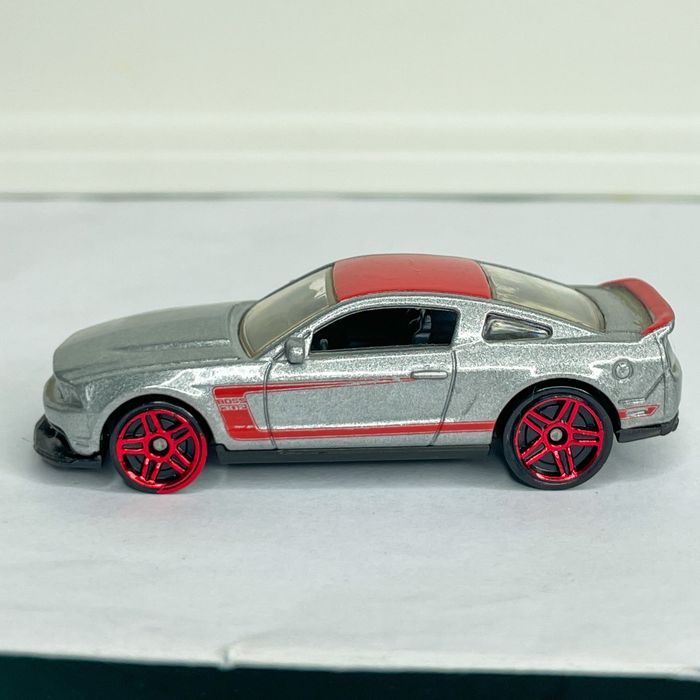 HotWheels Ford Shelby Mustang 2012 Lote de 2