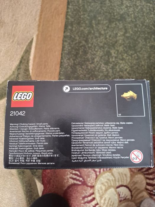 Продам конструктор Lego Architecture Statue of Liberty