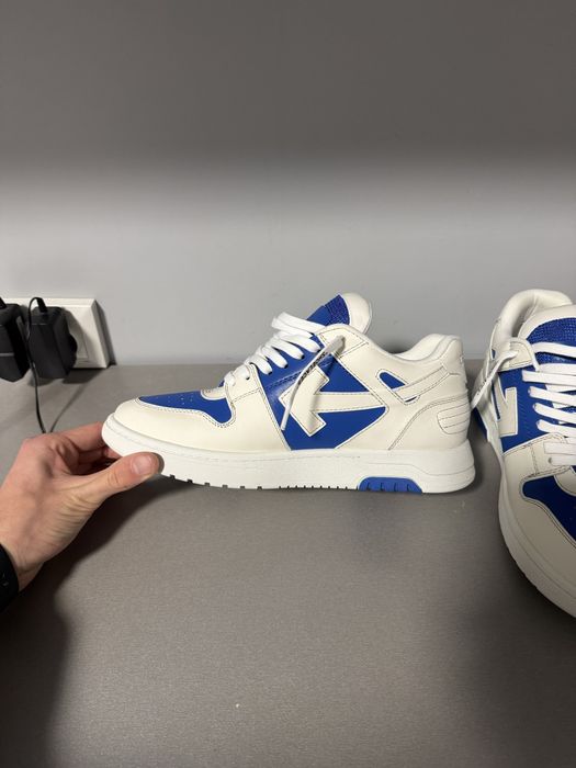 Кросівки off white