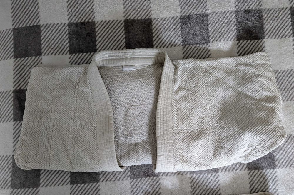 Kimono Branco - iniciados ou atletas de competição