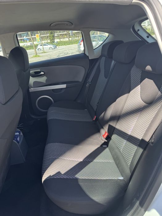 SEAT Leon — fotografia 8