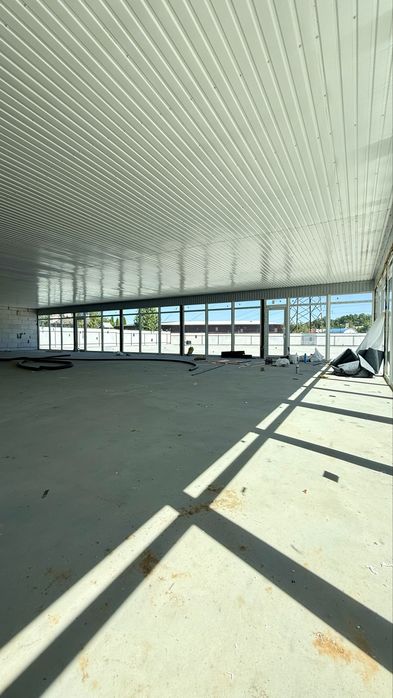 Оренда комерційного приміщення 300 м²  50 кВт 12 сотих КРЮКІВЩИНА Балукова Київ 6км Тарасівка  склад виробництво офіс