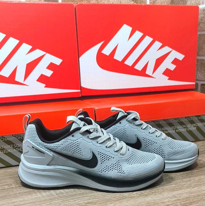 Кросівки Nike Zoom winflo
