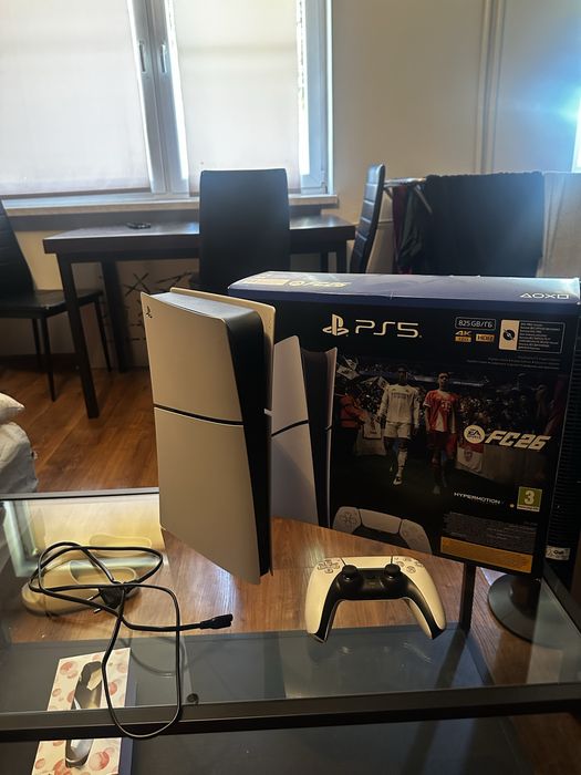 Ps5 slim + pad bez gry