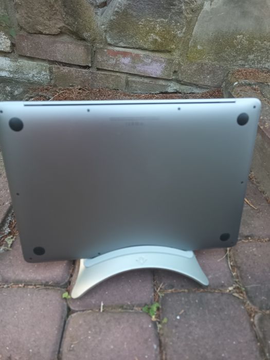 Macbook Air M1 8/256 +