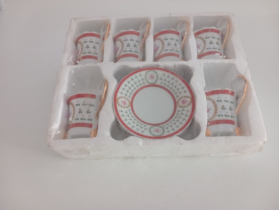 Chávenas de café/chá com pires