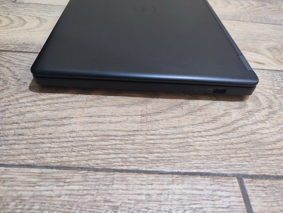 Ноутбук Dell latitude E5450
