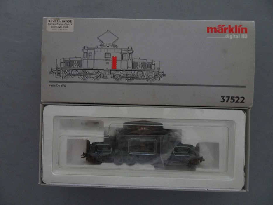 Locomotiva Marklin Digital HO 37522 na caixa