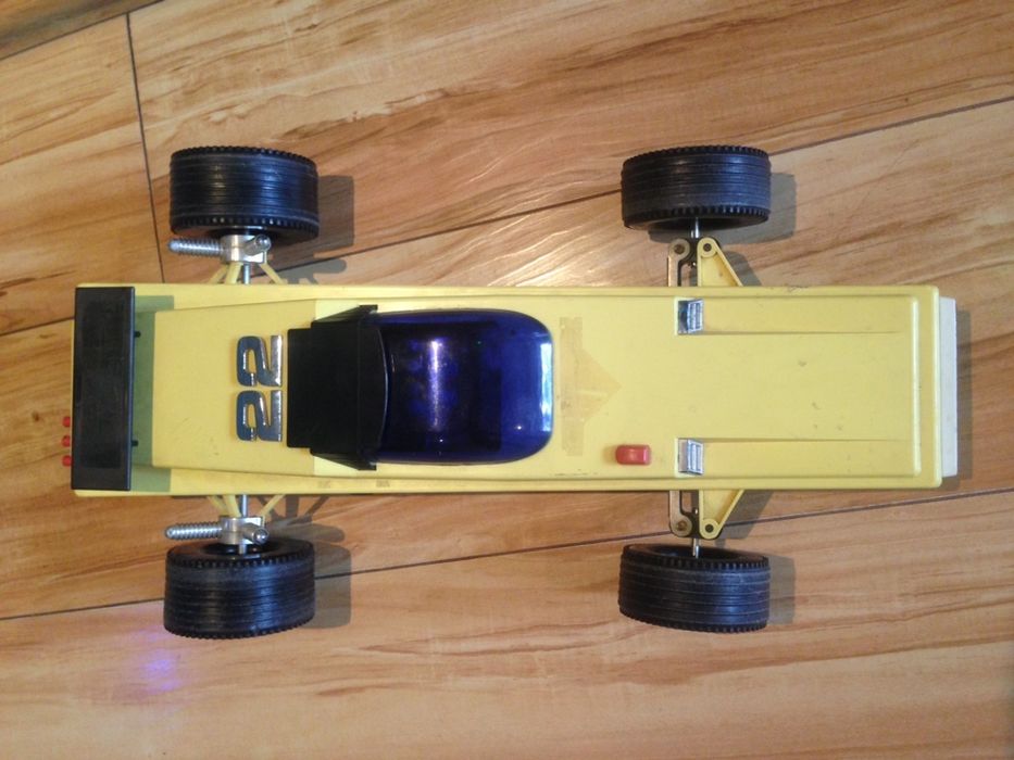 Гоночная машинка игрушка Ссср