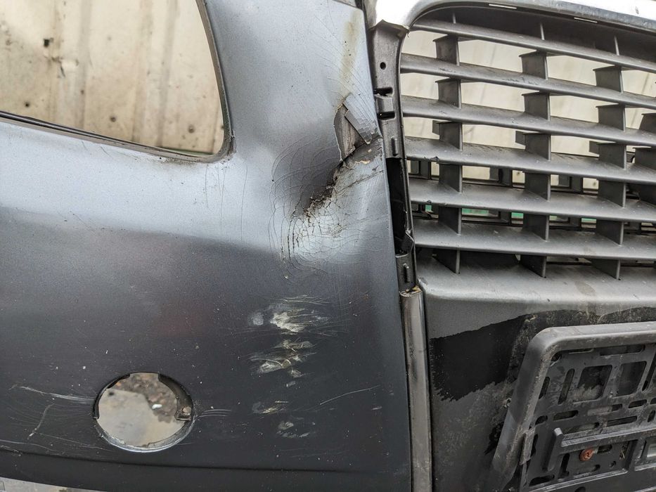 Audi A4 B7 Kombi Avant Zderzak Przód Przedni Lakier LX7Z