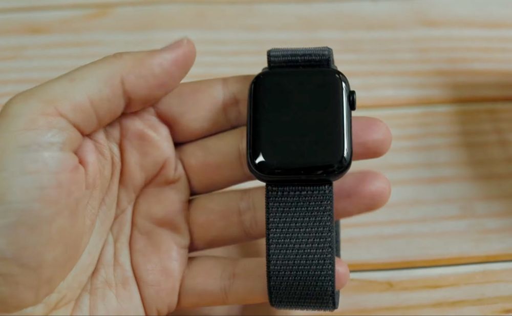 Apple watch SE 2 Nike +