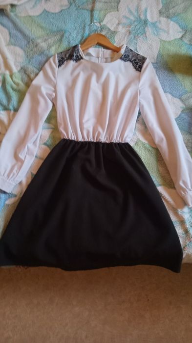 Шкільне плаття для дівчинки