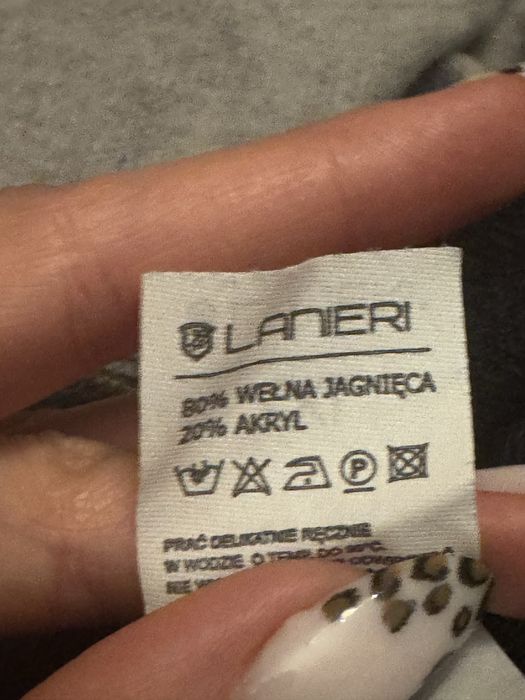 Sweter męski wełniany w kolorze szarości 2XL nowy