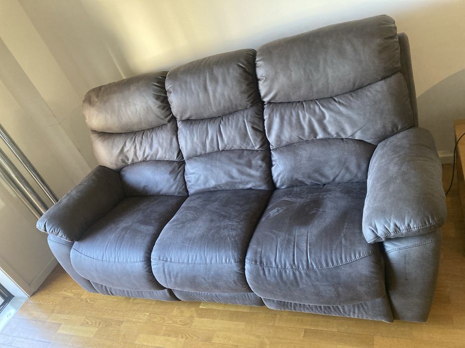 Sofá 3 lugares super confortável e rebatível