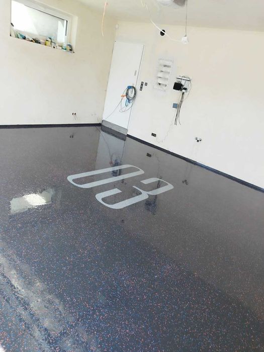Posadzki żywiczne,podłogi z żywic,garaże,hale,magazyn,beton pod żywice