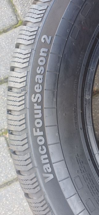 CONTINENTAL 205/65R16C 107/105T , pojedyńcza opona wielosezonowa.