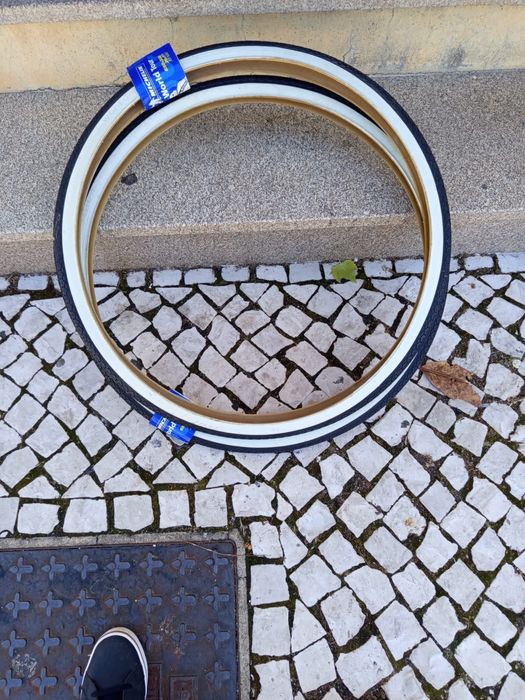 Pneus de bicicleta