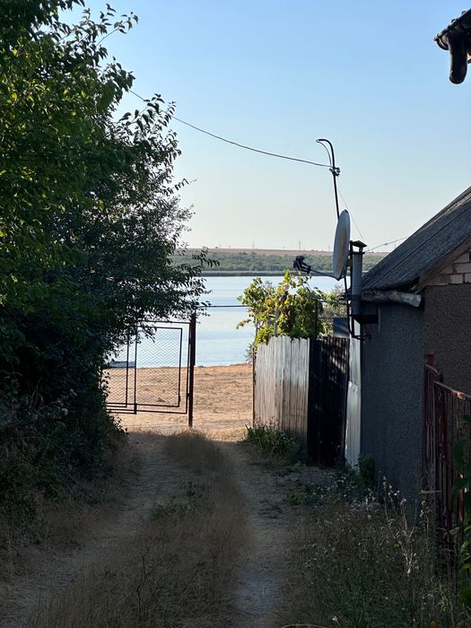 Продажа дачи у реки