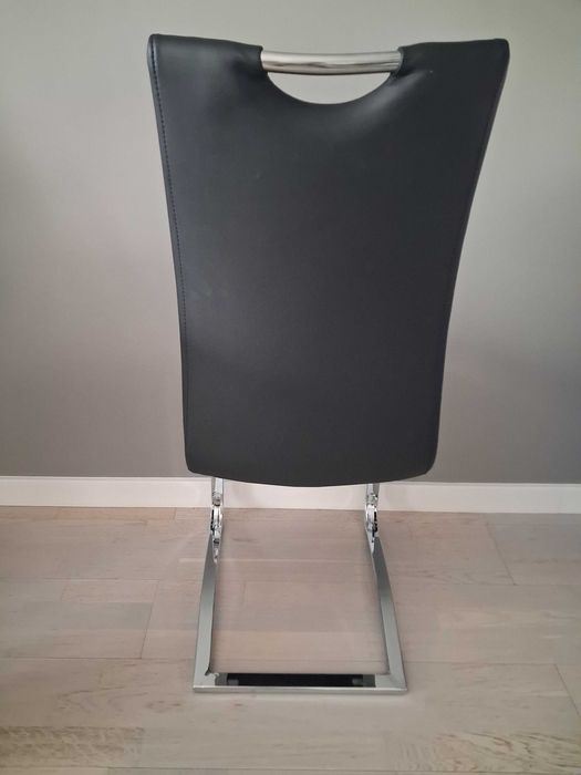 Komplet krzeseł - 6 sztuk