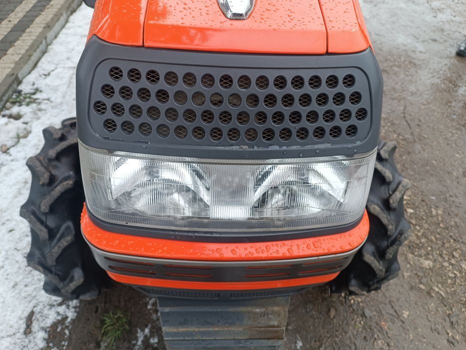 Японський мінітрактор.Трактор Кубота .Янмар