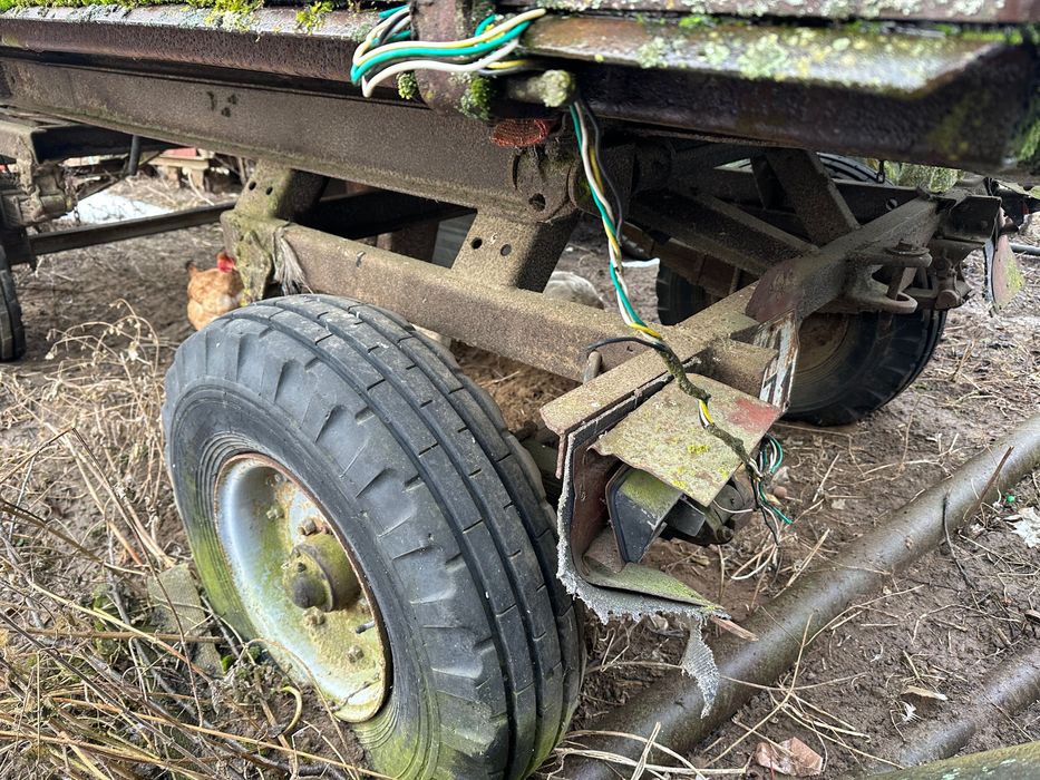 Прицеп Тракторний