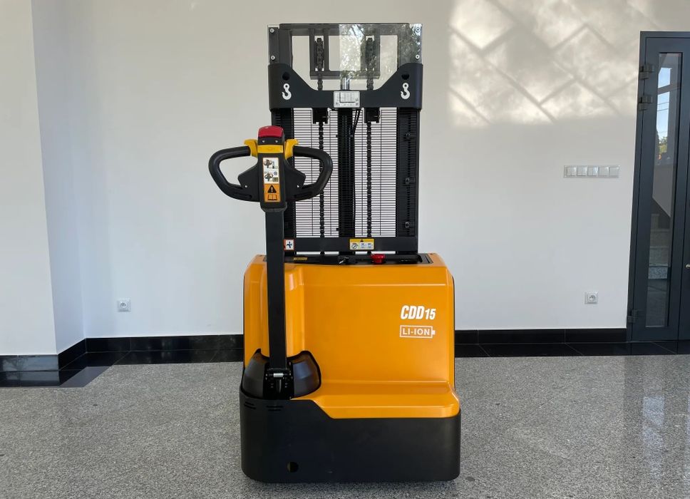 Штабелер електричний  HANGCHA CDD15-WS-I. (Li-ion)