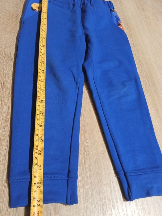 Dres w rozm 98-104 cm