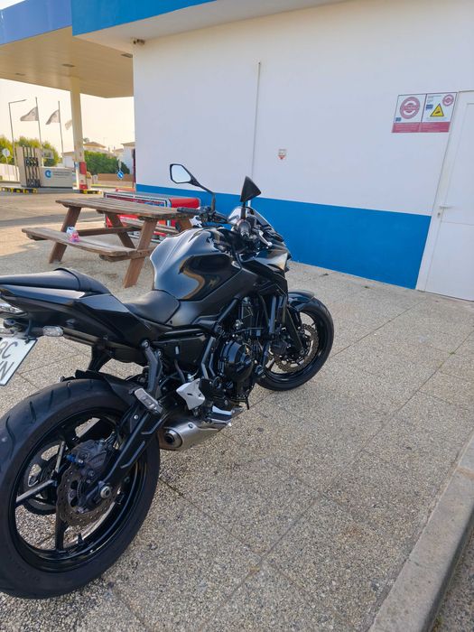 Kawasaki Z650 - 2023 BAIXA NO PREÇO