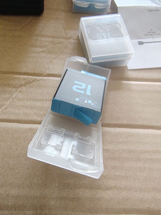 Ładowarka USB z zestawem akumulatorów litowo-jonowych do goPro