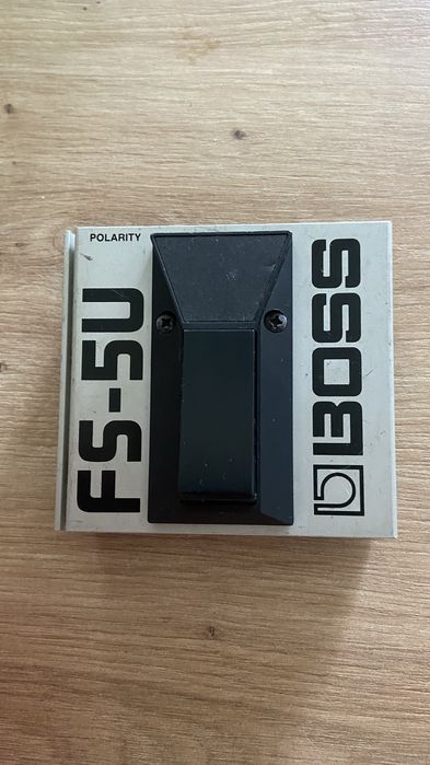Pedais BOSS - RC1 e NS2 (fs-5u vendido)