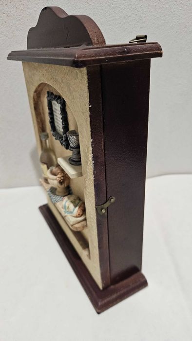 Dekoracyjna Szafka na Klucze – Miniatura Shadow Box – Judaika