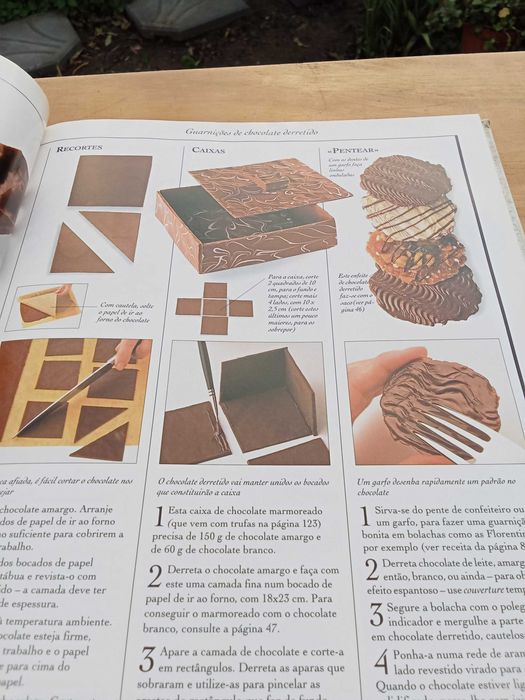 Vendo livro Tudo sobre o Chocolate - Culinária e Receitas