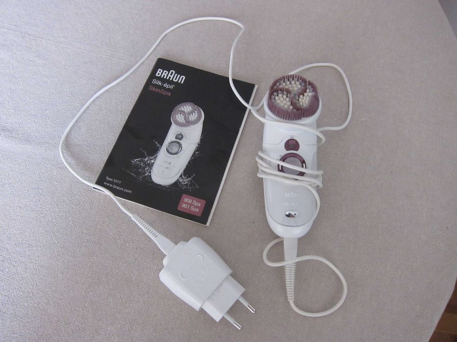 Depilator laserowy Braun 6029 BD5009 ze szczoteczką do peelingu