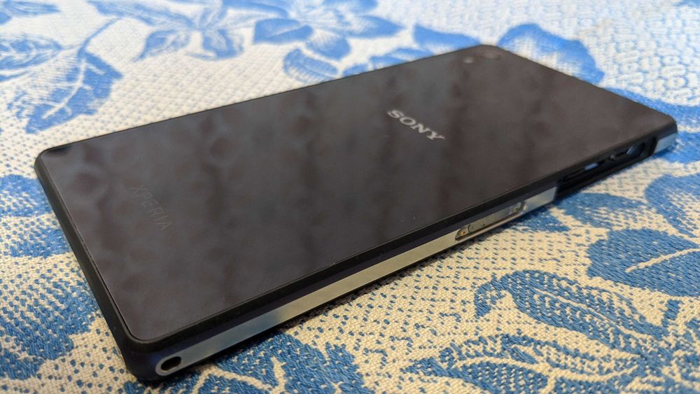 Sony Xperia Z2. Проблемний, під ремонт чи на запчастини.