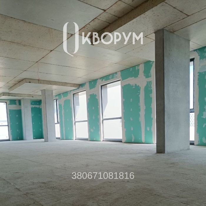 Офіс в новому БЦ FLY біля Вікторії Гарденс