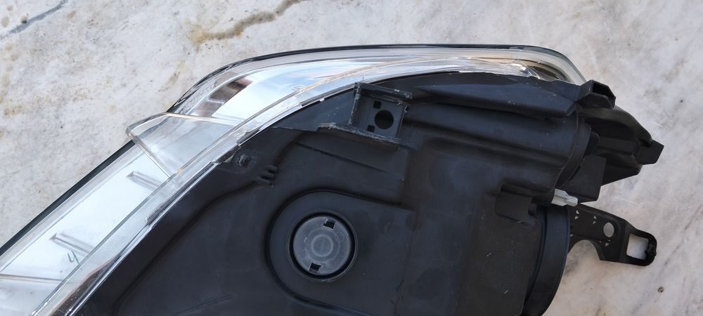Faról esquerdo citroen Élysées