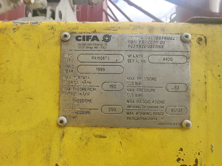 Pompa do betonu CIFA 41m Iveco Cursor 2000rok