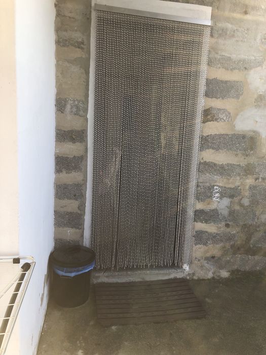 Cortina exterior repele moscas