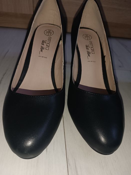 Czółenka/szpilki czarne rozmiar 38